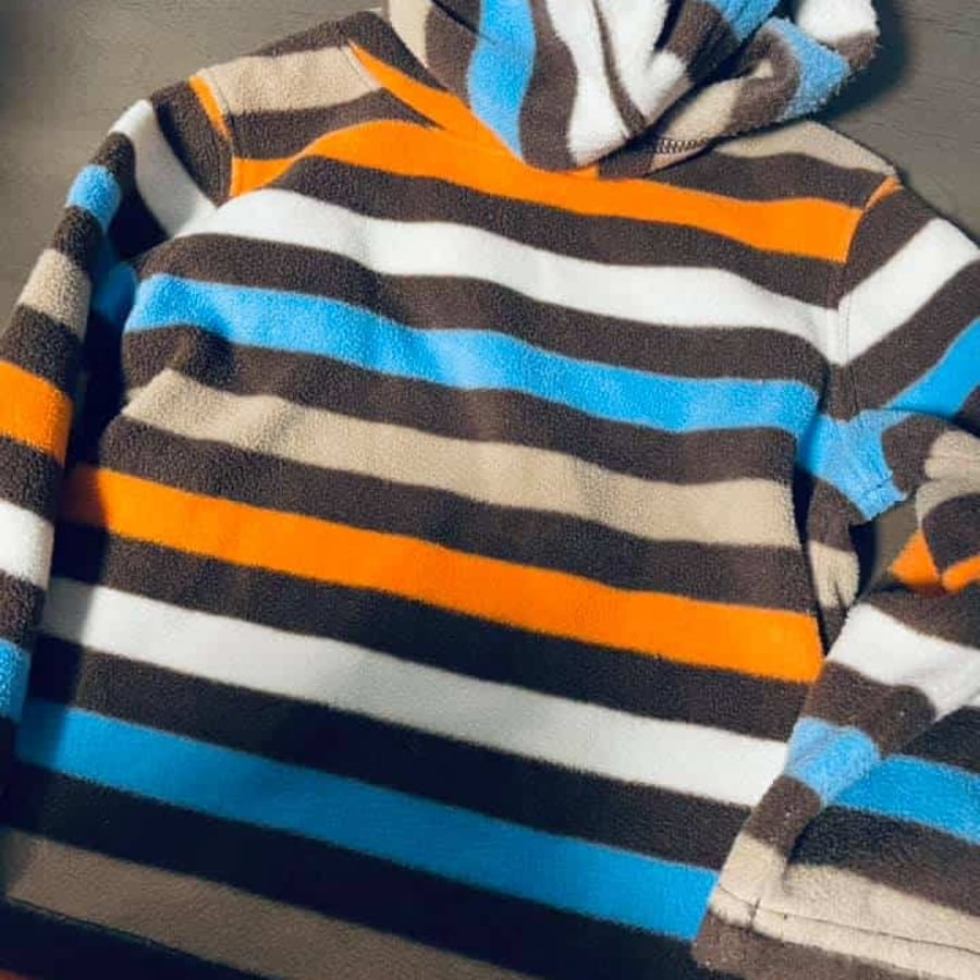 BOYS - #698 - 18 Months - Pullover