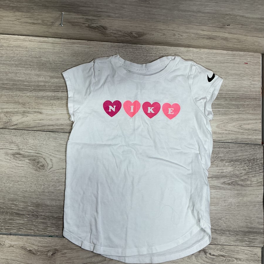 GIRLS - 8/10 - Shirt