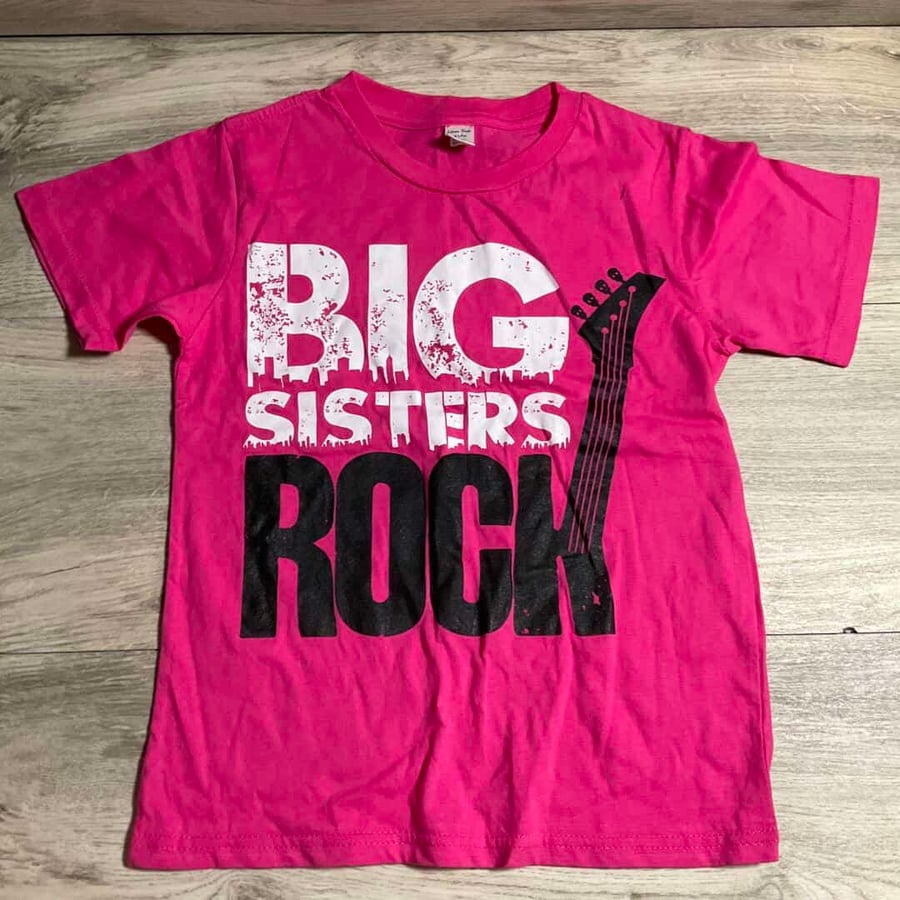 GIRLS - Size 6/9 - Shirt
