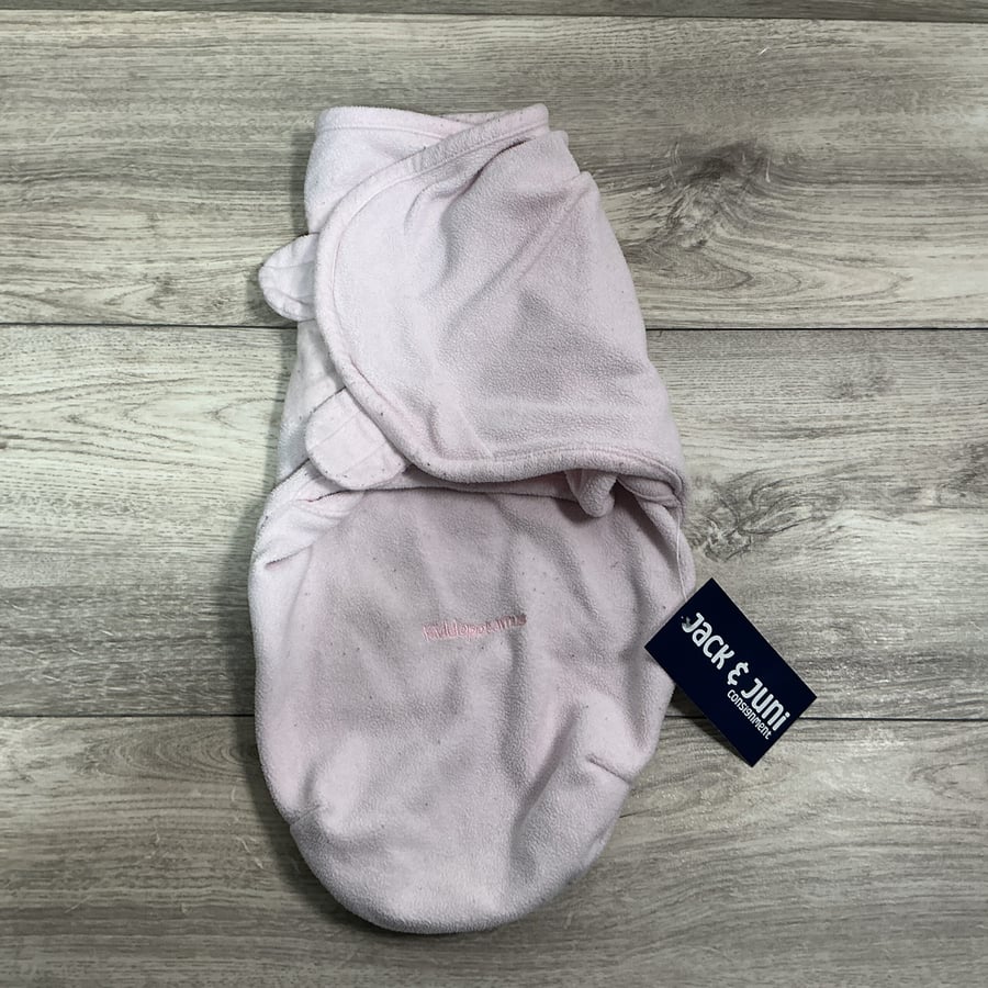GIRLS - Swaddle - Play Clothes Condition