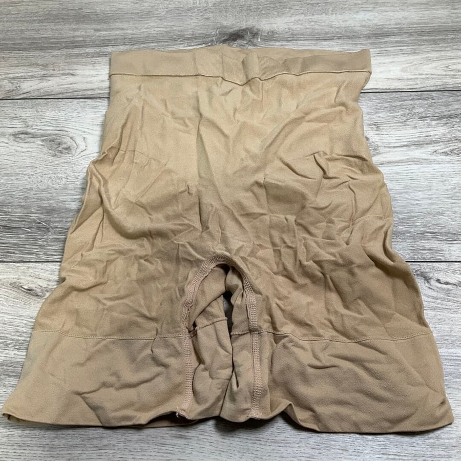 GIRLS - M/L - Shorts