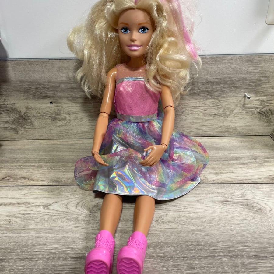 Lifesize Barbie Doll (Oversized)