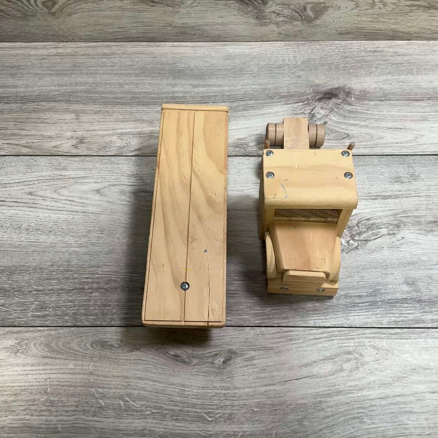 Wooden Vintage Toy Tractor Trailer