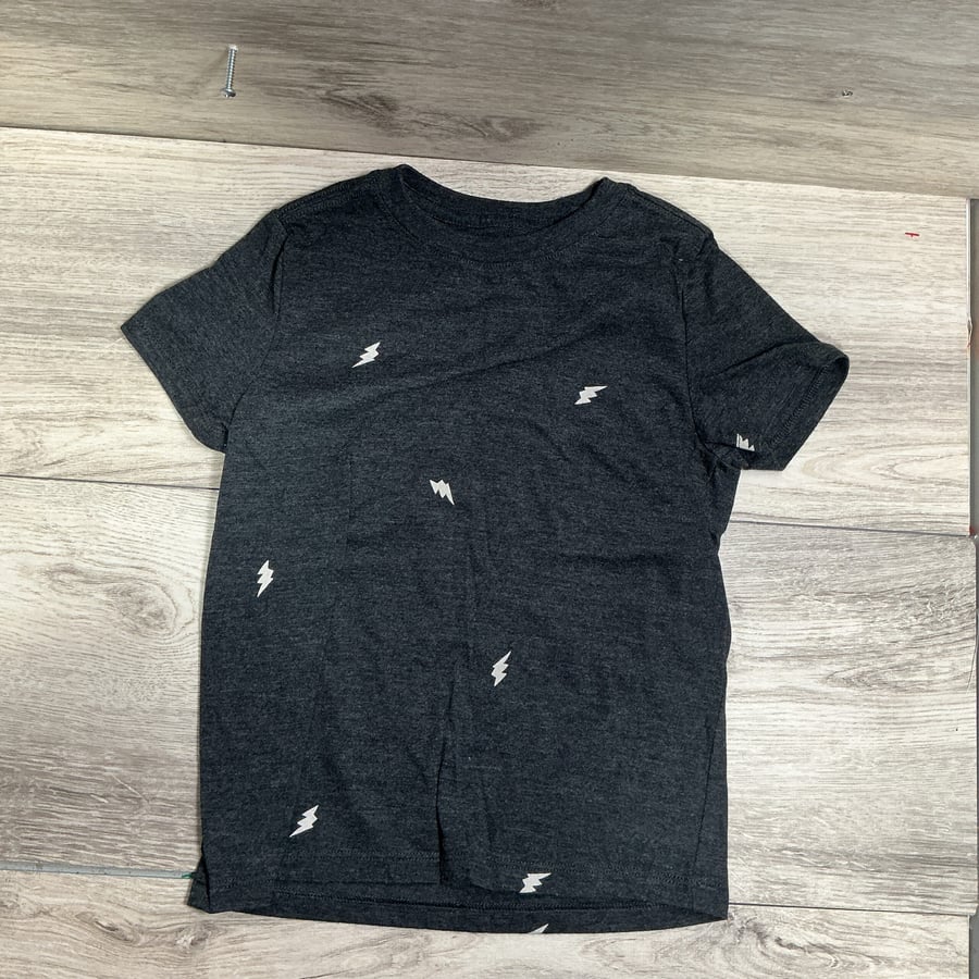 BOYS - 4/5 - Shirt