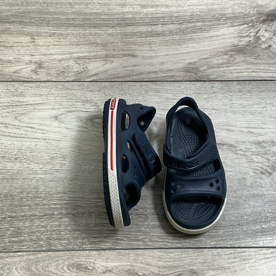 BOYS - Size 7 - Crocs