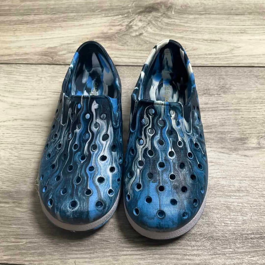 BOYS - Size 9 - Shoes