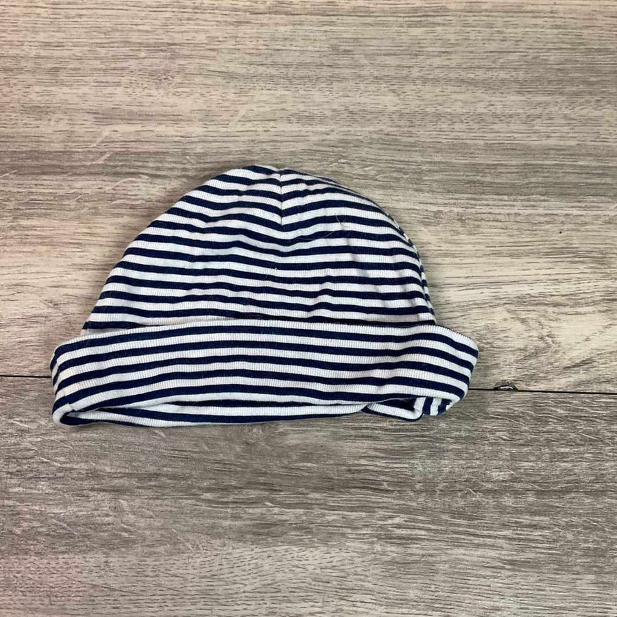 BOYS – 0/6 Months –  Stripe Hat