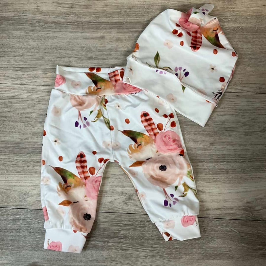 GIRLS - 3/6 Months - Hat & Pant Set