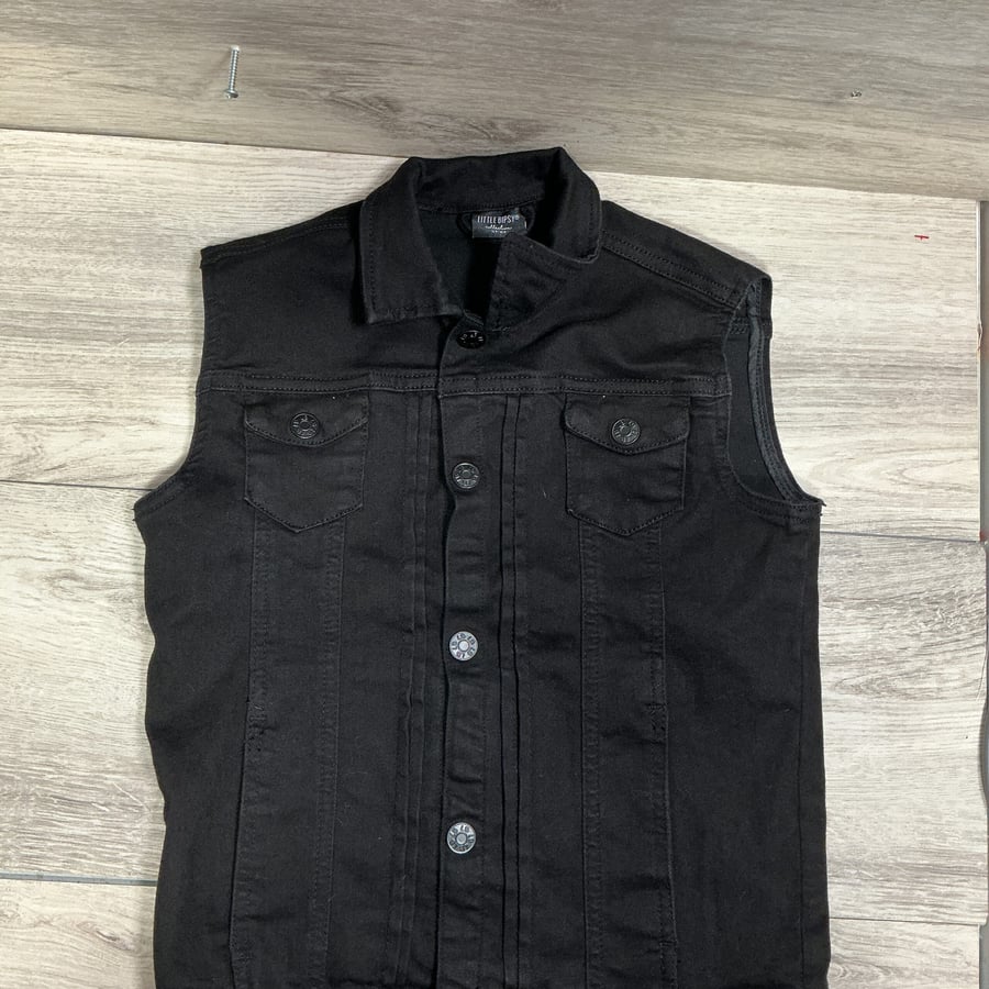 BOYS - 5/6 - Vest