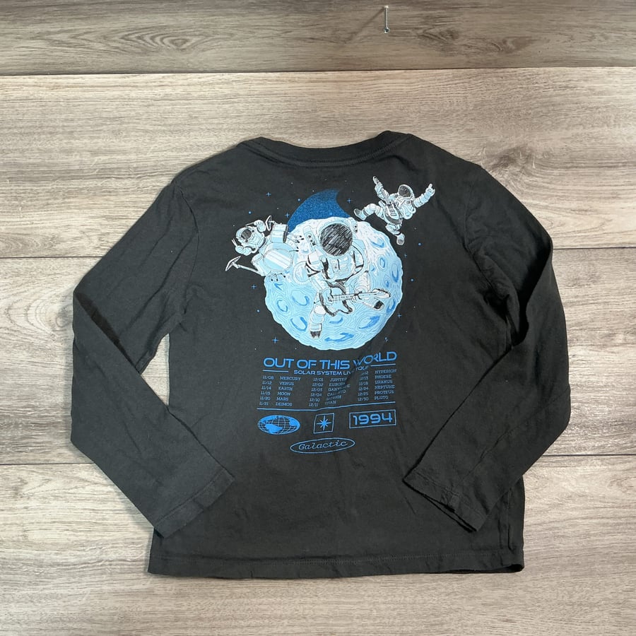 BOYS - Size 8 - Shirt