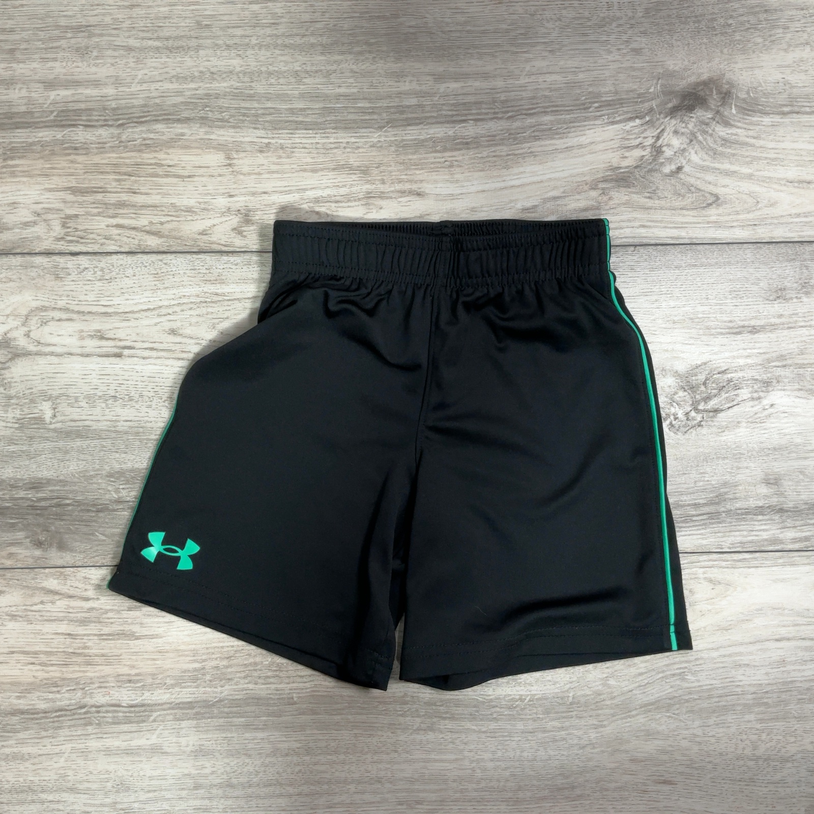 Boys · 5T · Shorts