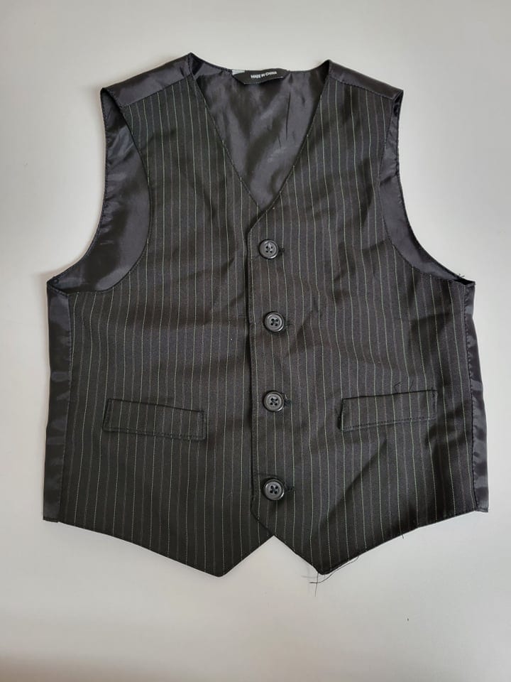 BOYS - #931 - 3T - Vest
