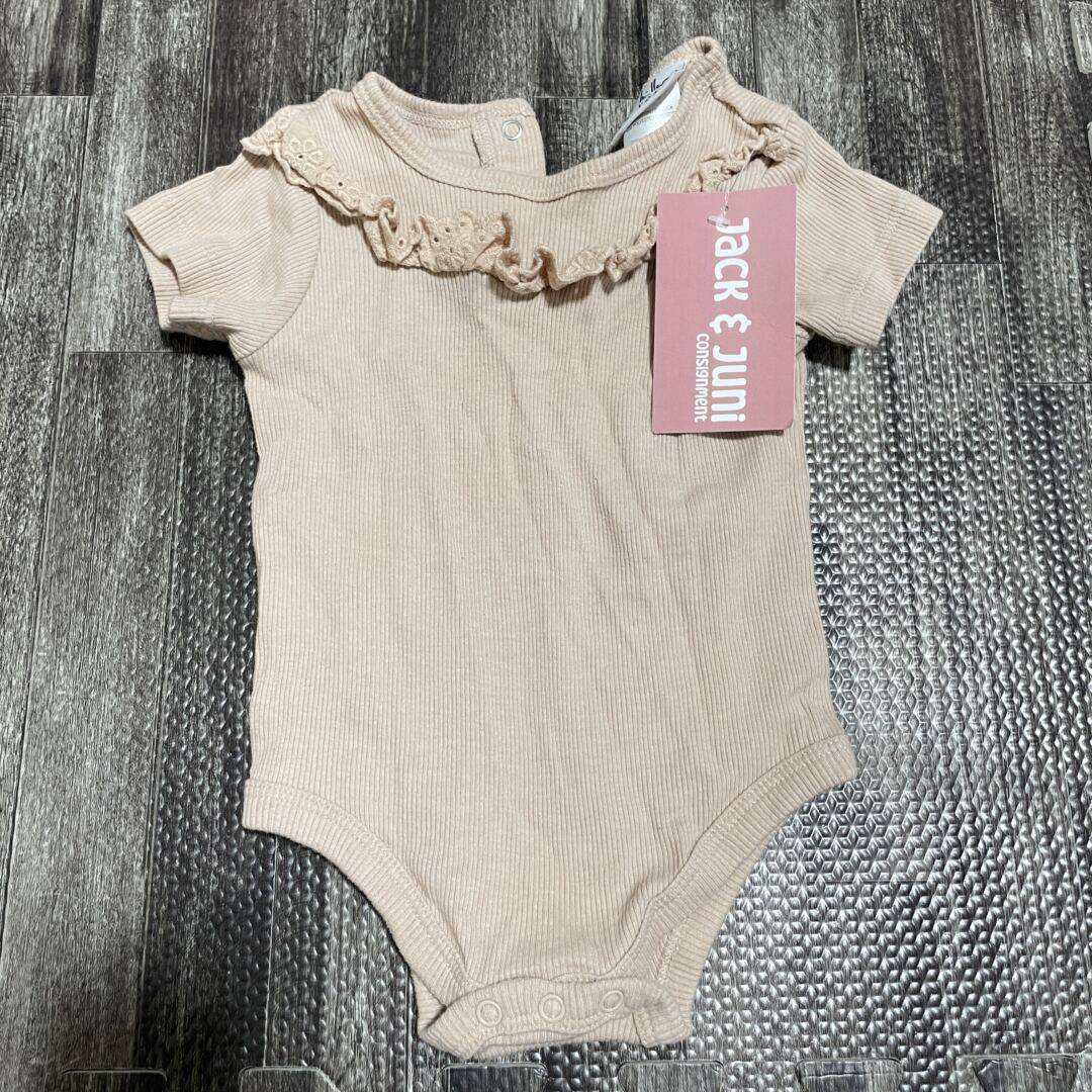 GIRLS – 6/9 Months – Onesie (Beige)