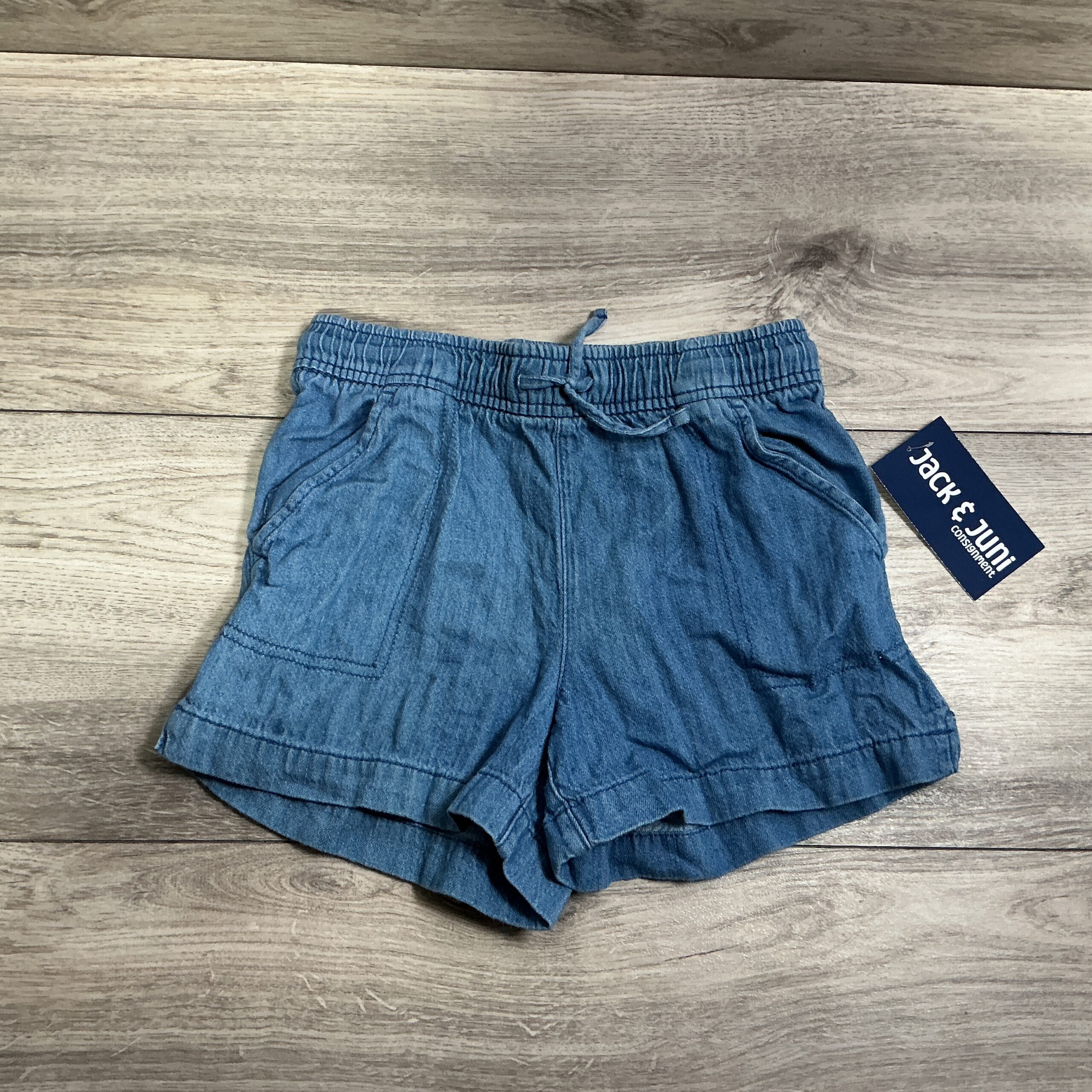 GIRLS-  Size 8 - Shorts