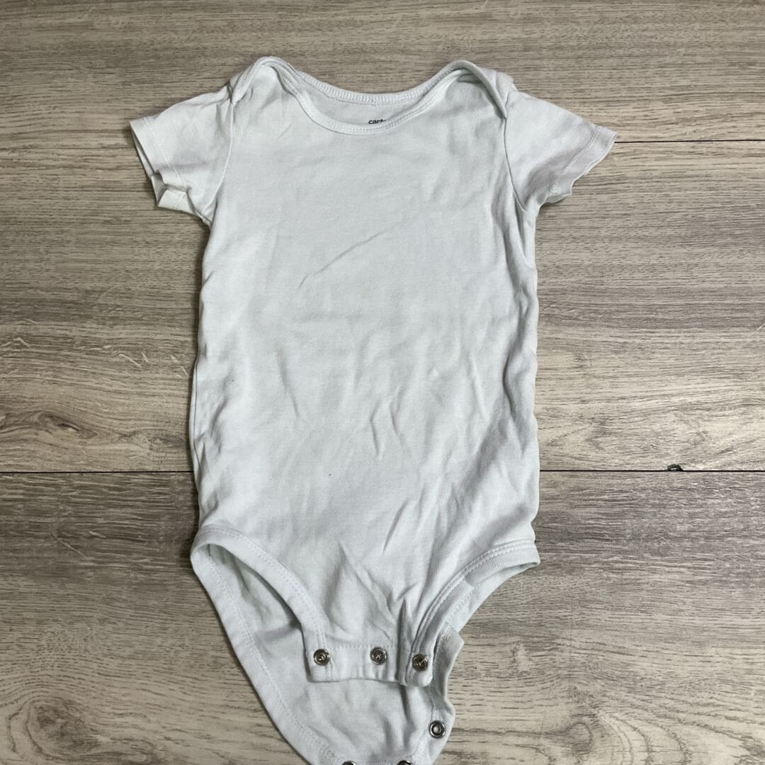 BOYS / GIRLS - 18 Months - Onesie - Play Clothes Condition