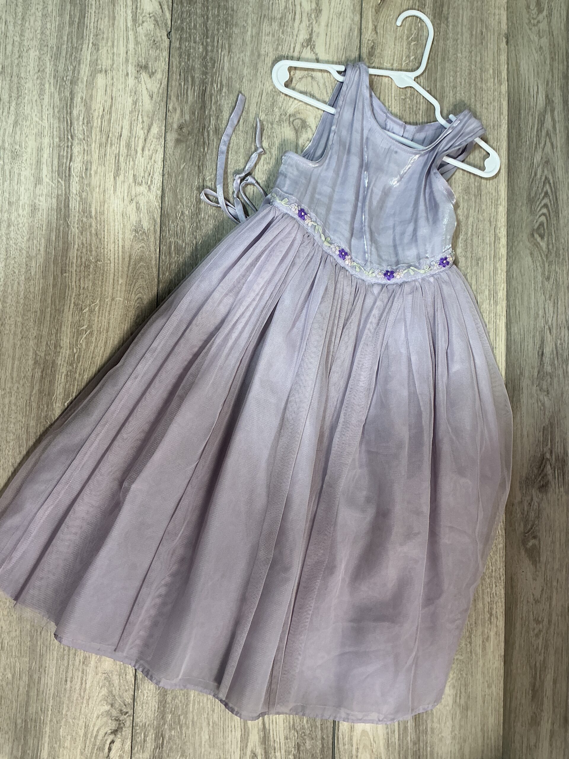 GIRLS - Size 6 - Dress