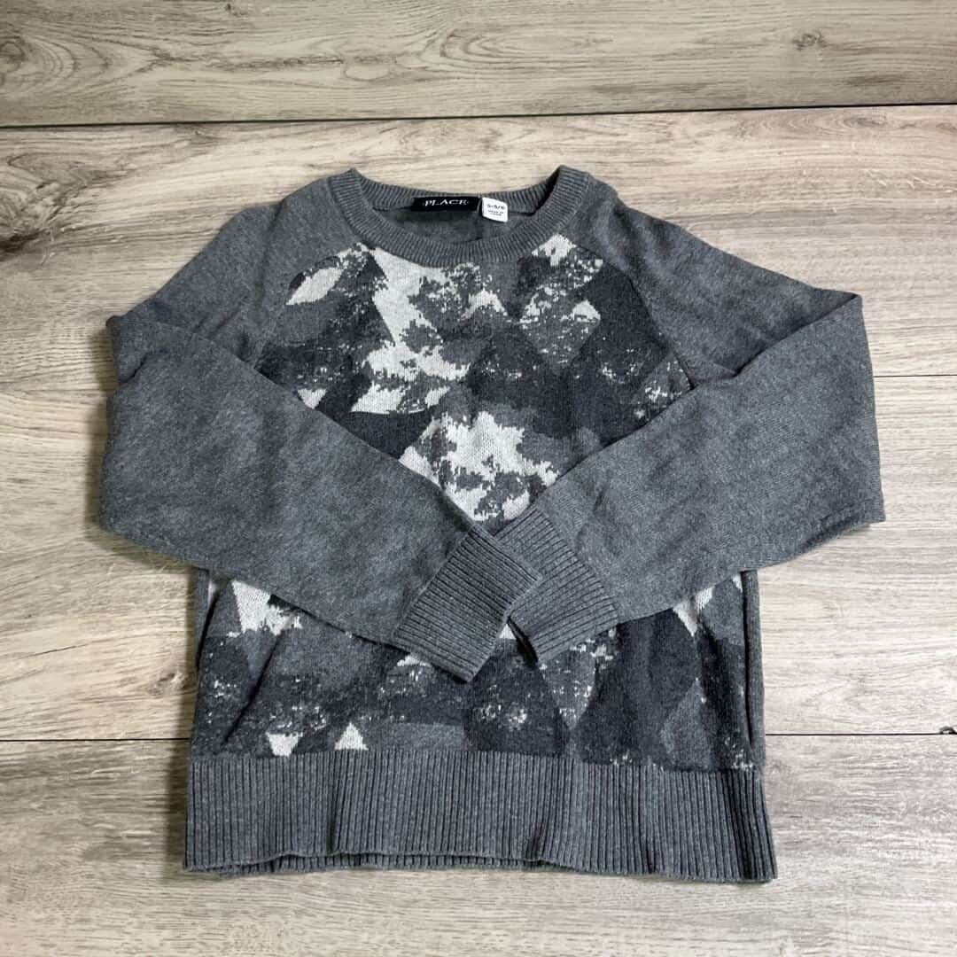 BOYS - Size 5/6 - Sweater