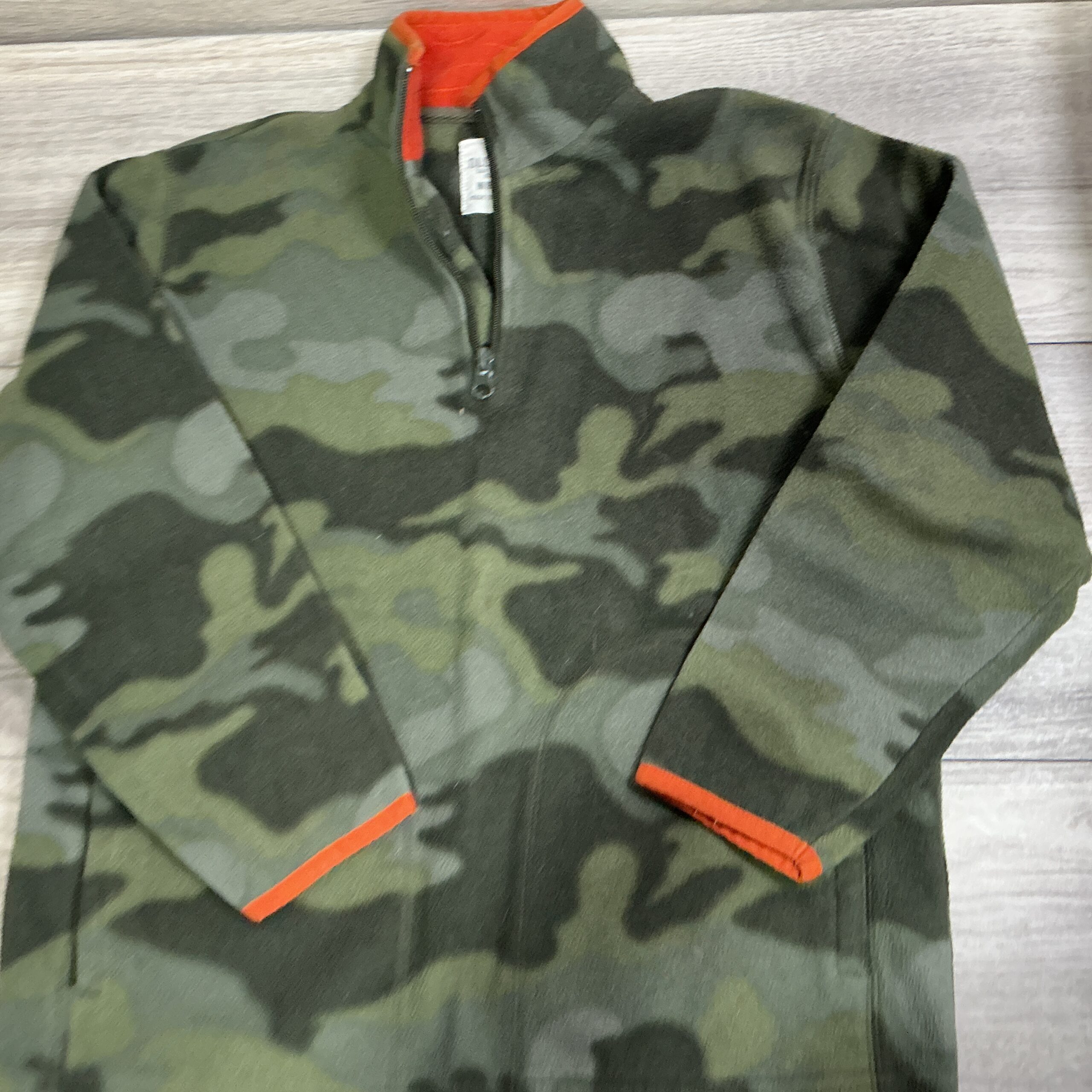 BOYS - 8/10 - Pullover