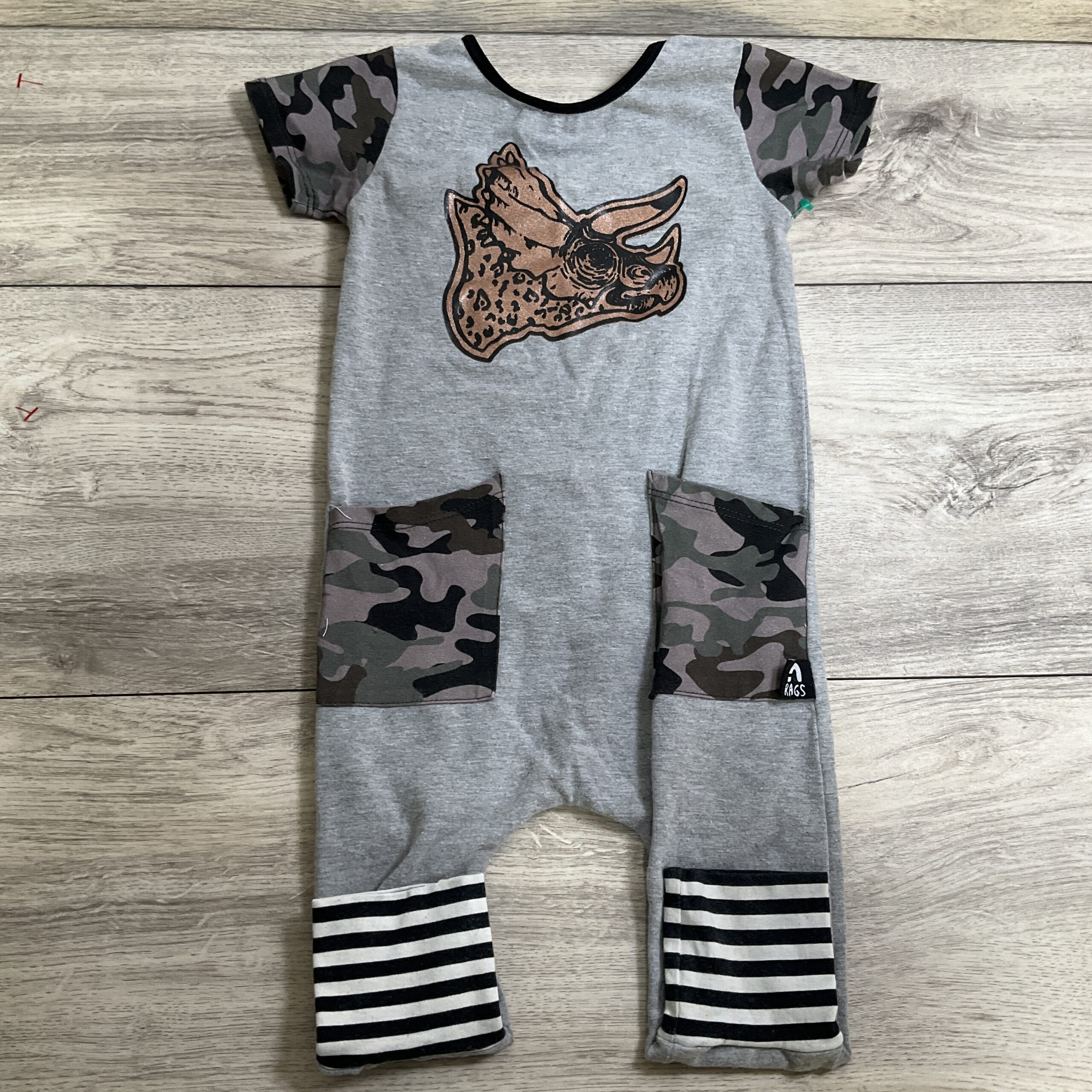BOYS - 12/18 Month - Romper