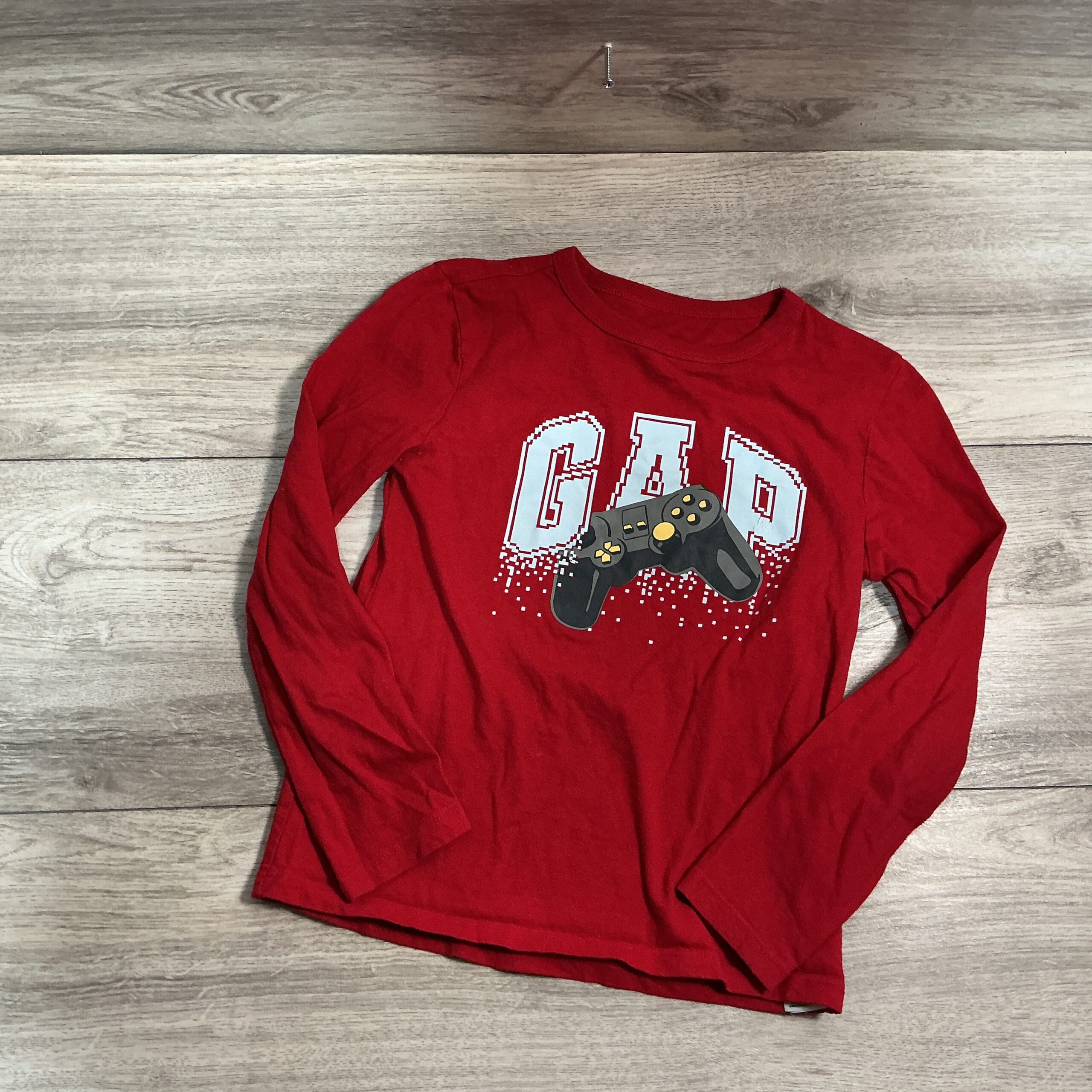 BOYS - size 6 - Shirt