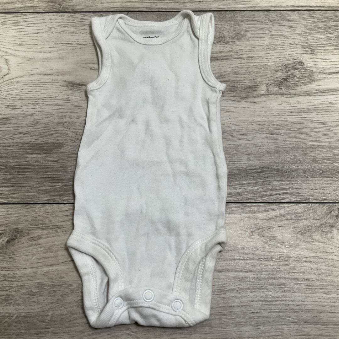 BOYS - Newborn - Onesie - Play Clothes Condition