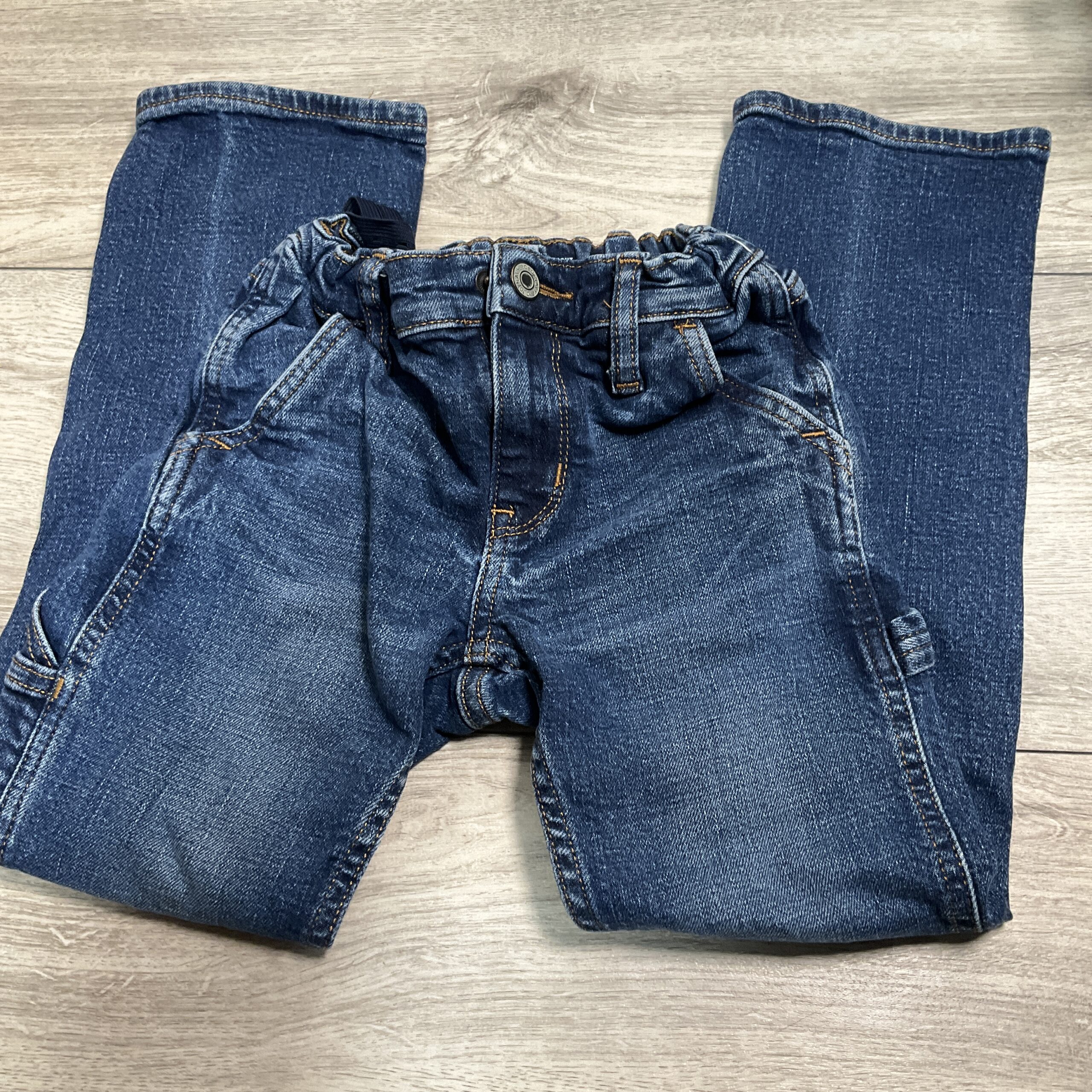 BOYS - Size 7 - Jeans