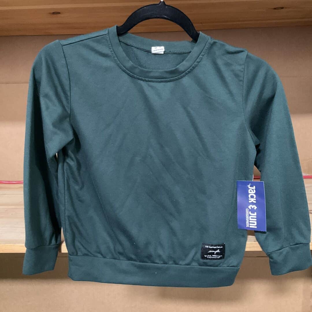 BOYS - Size 7 - Pullover