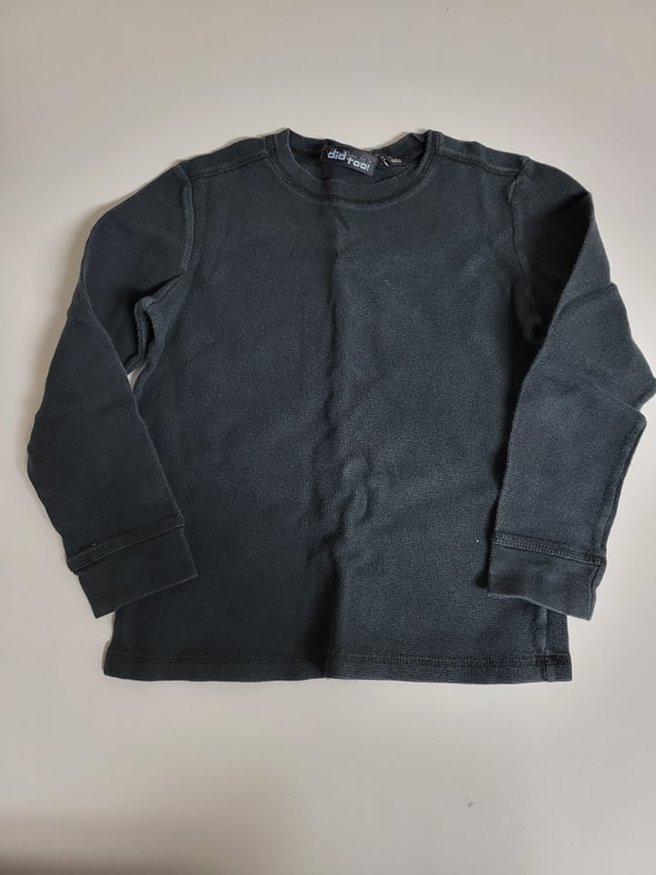 BOYS - #222 - Size 6 - Shirt