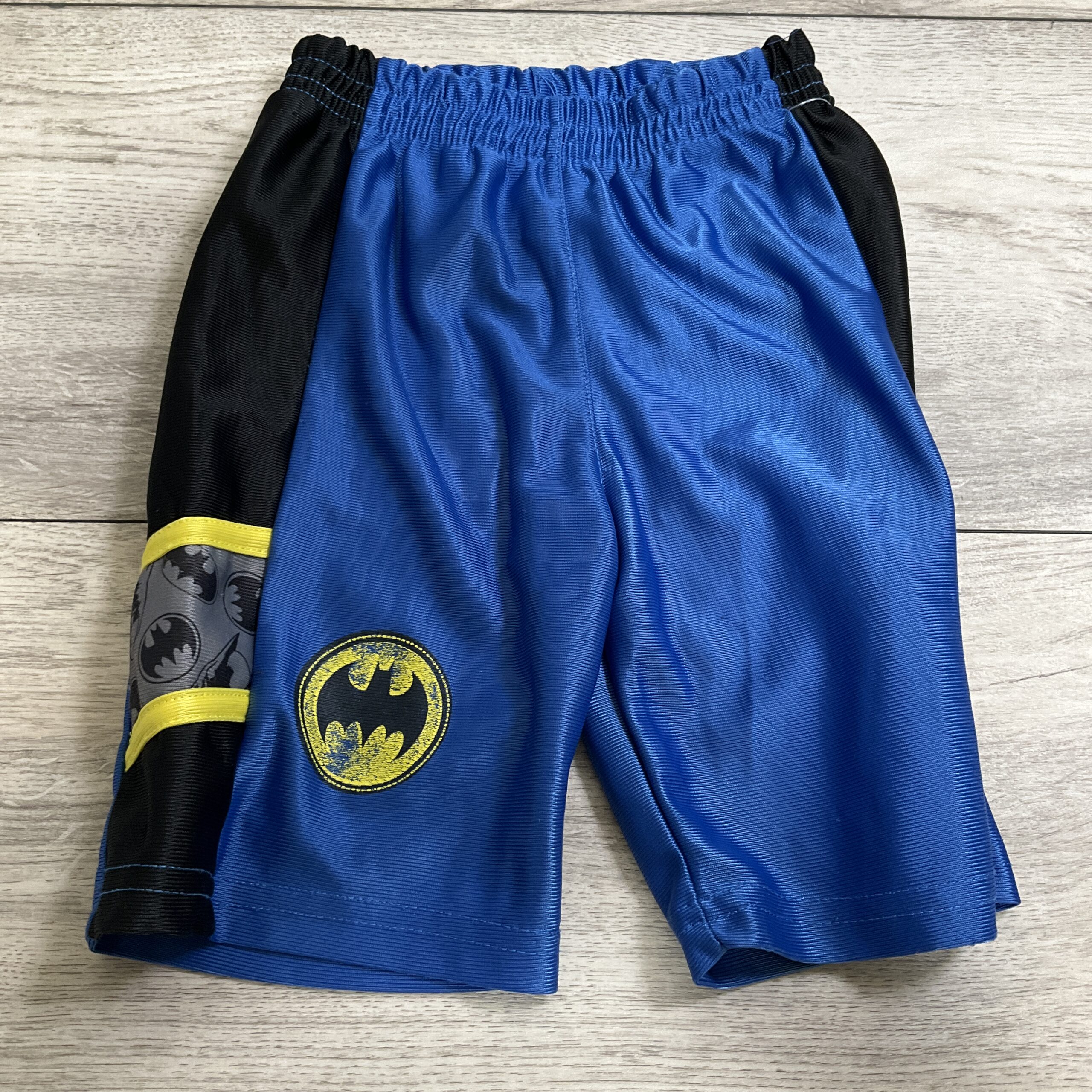 BOYS - 2T - Shorts