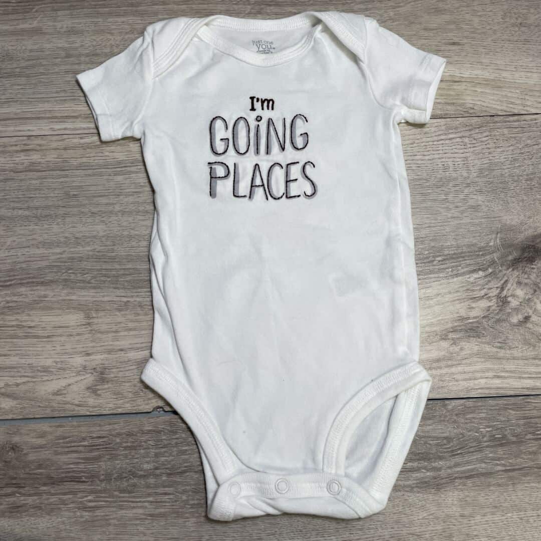 BOYS / GIRLS - 6 Months - Onesie