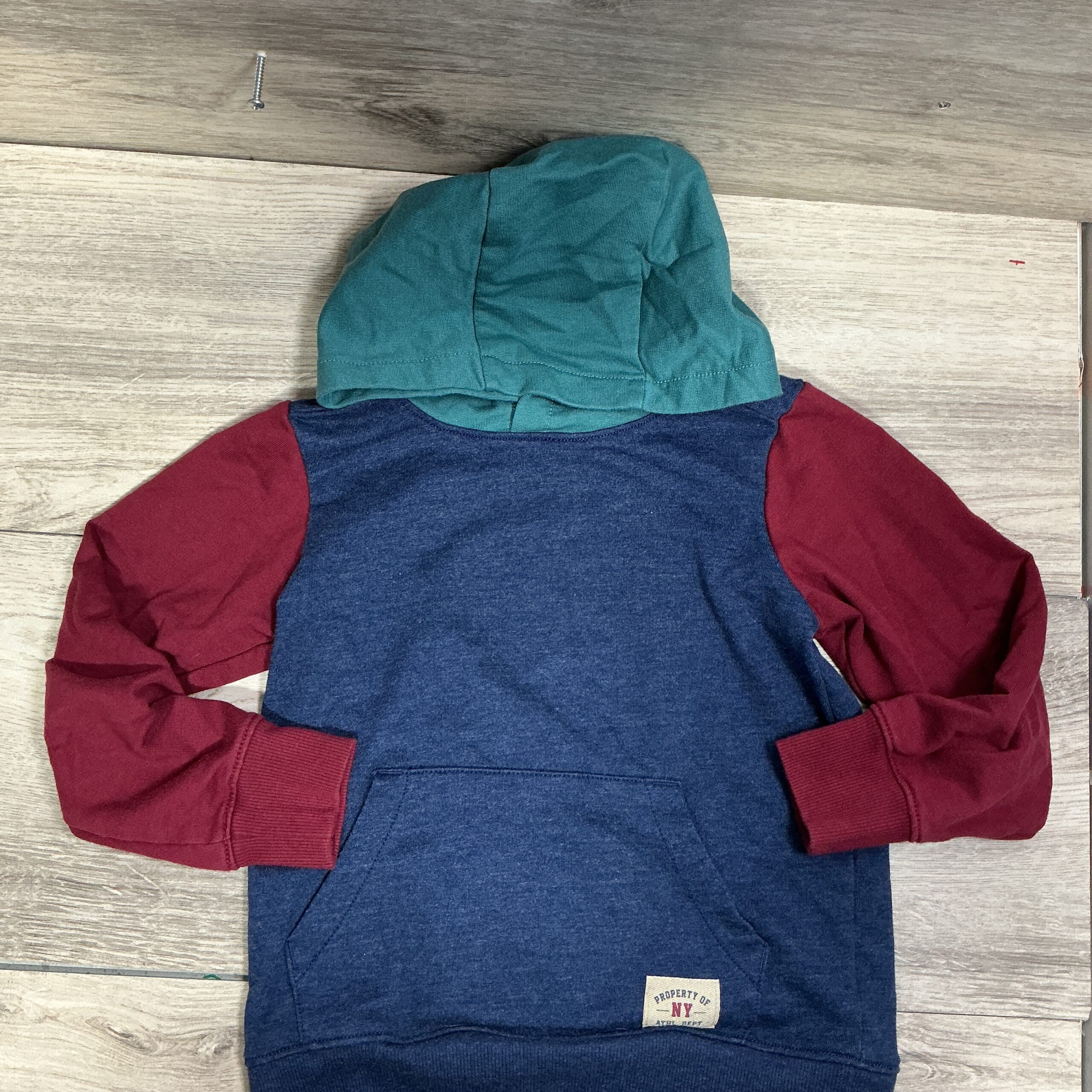 BOYS - 5T - Pullover