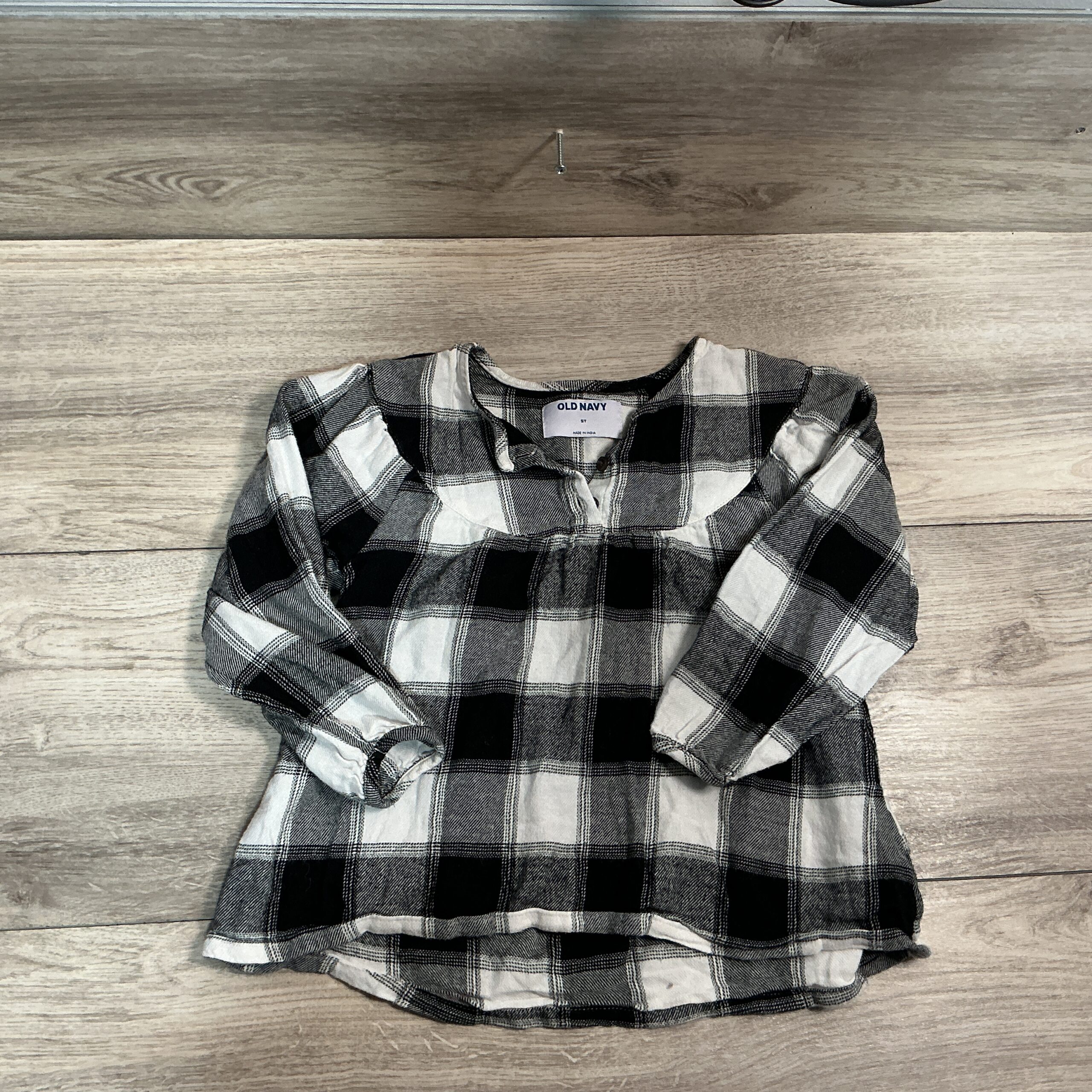 GIRLS - 5T - Shirt