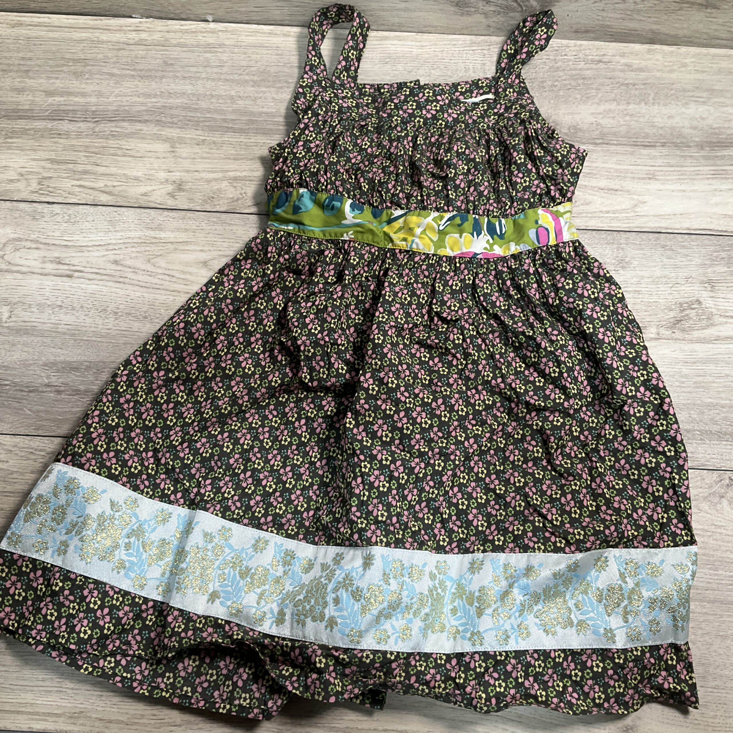 GIRLS - Size 8 - Dress