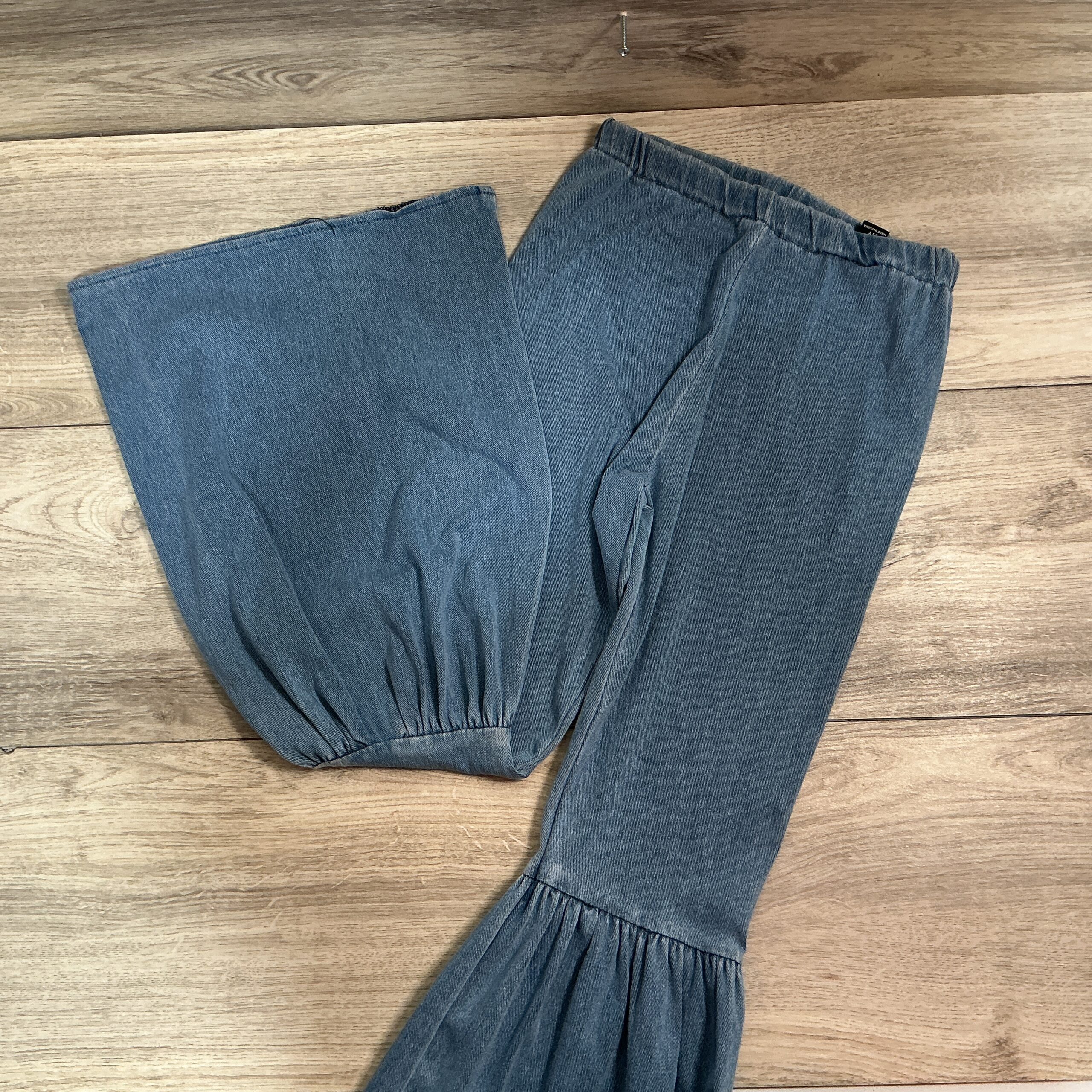 GIRLS - Size 11 - Pants
