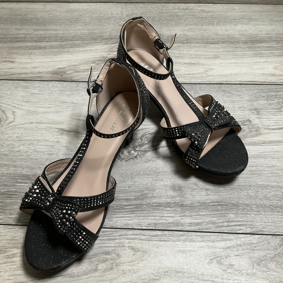 GIRLS - Size 3 - Heels