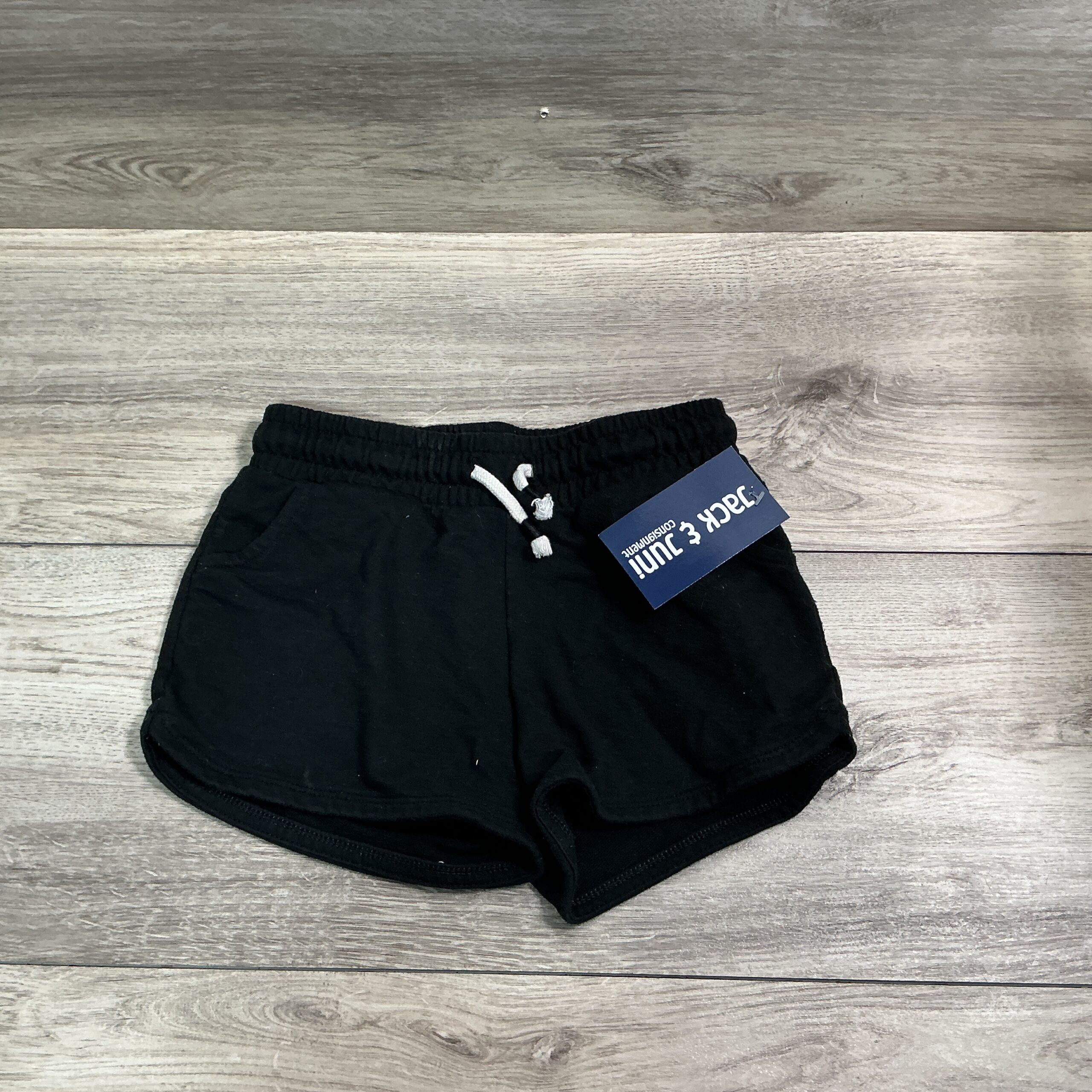GIRLS - Size 8 - Shorts
