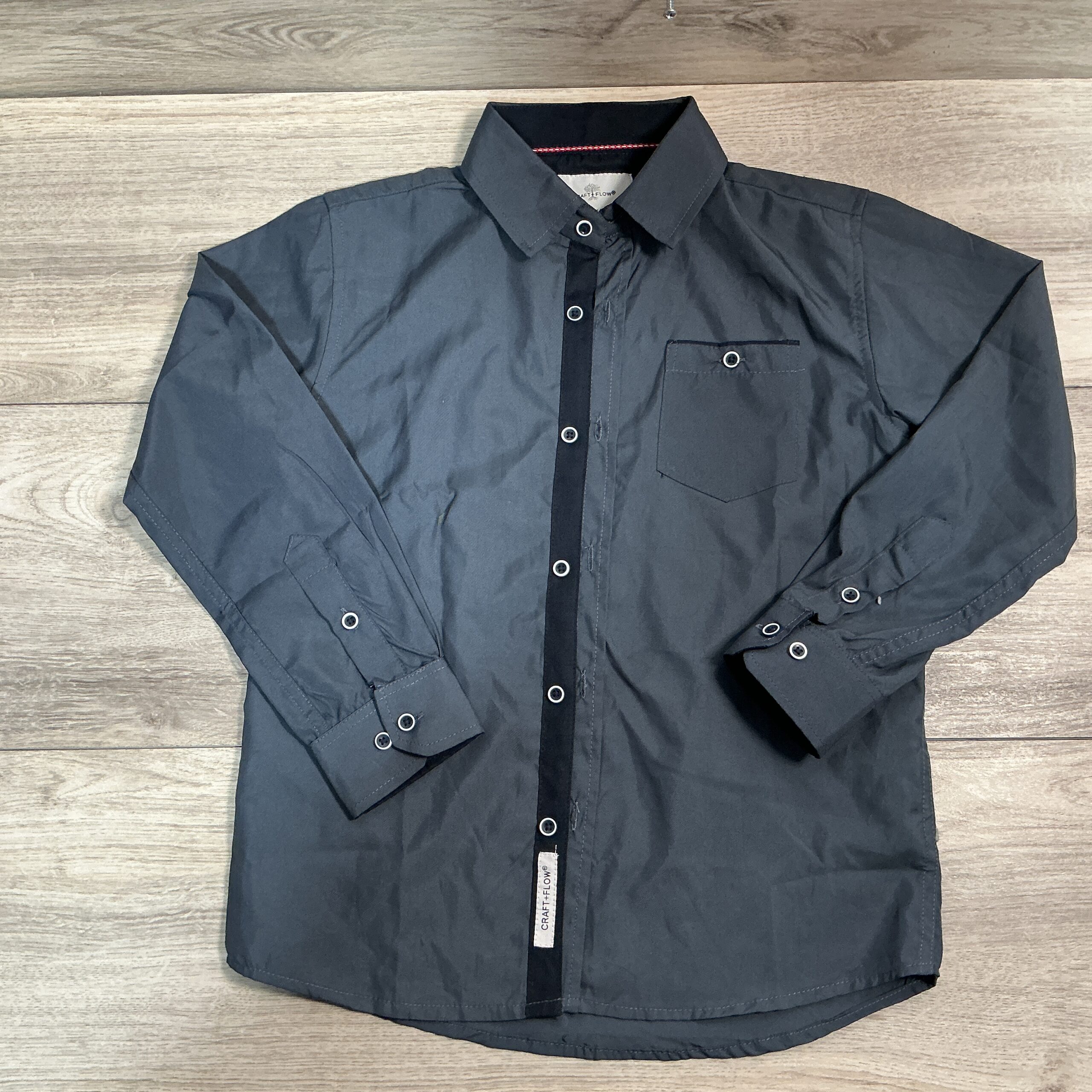 BOYS - Size 7 - Shirt