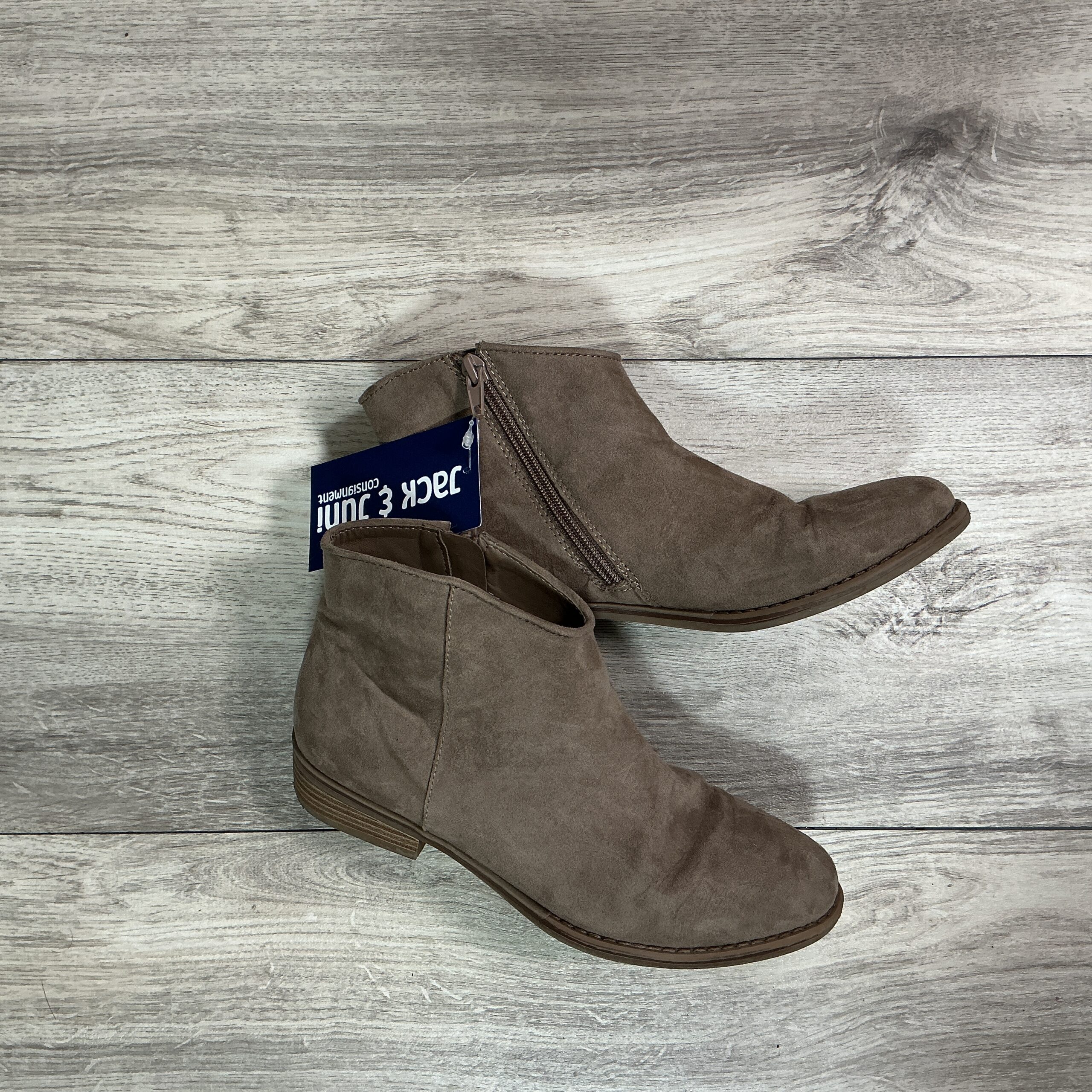 GIRLS - Size 4 - Boots