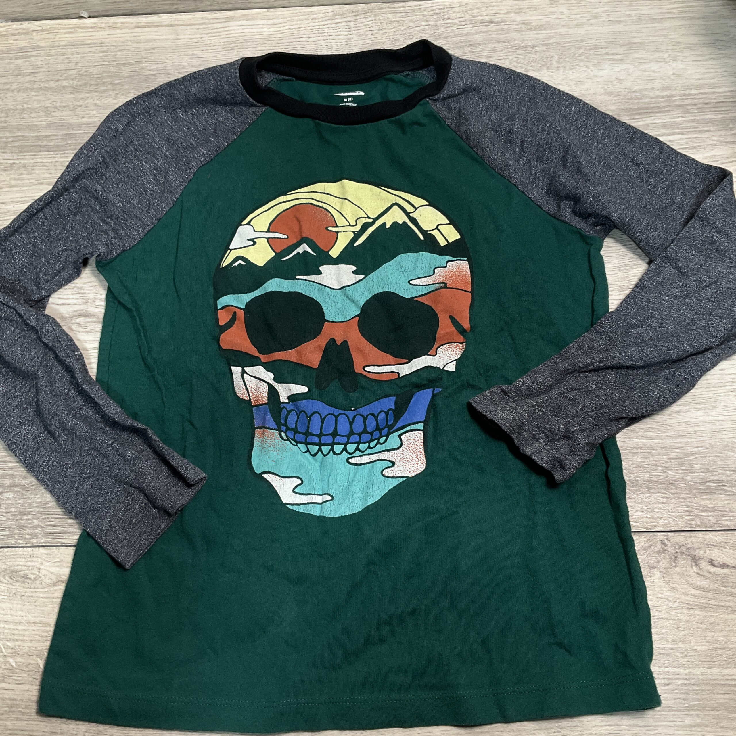 BOYS - Size 8 - Shirt
