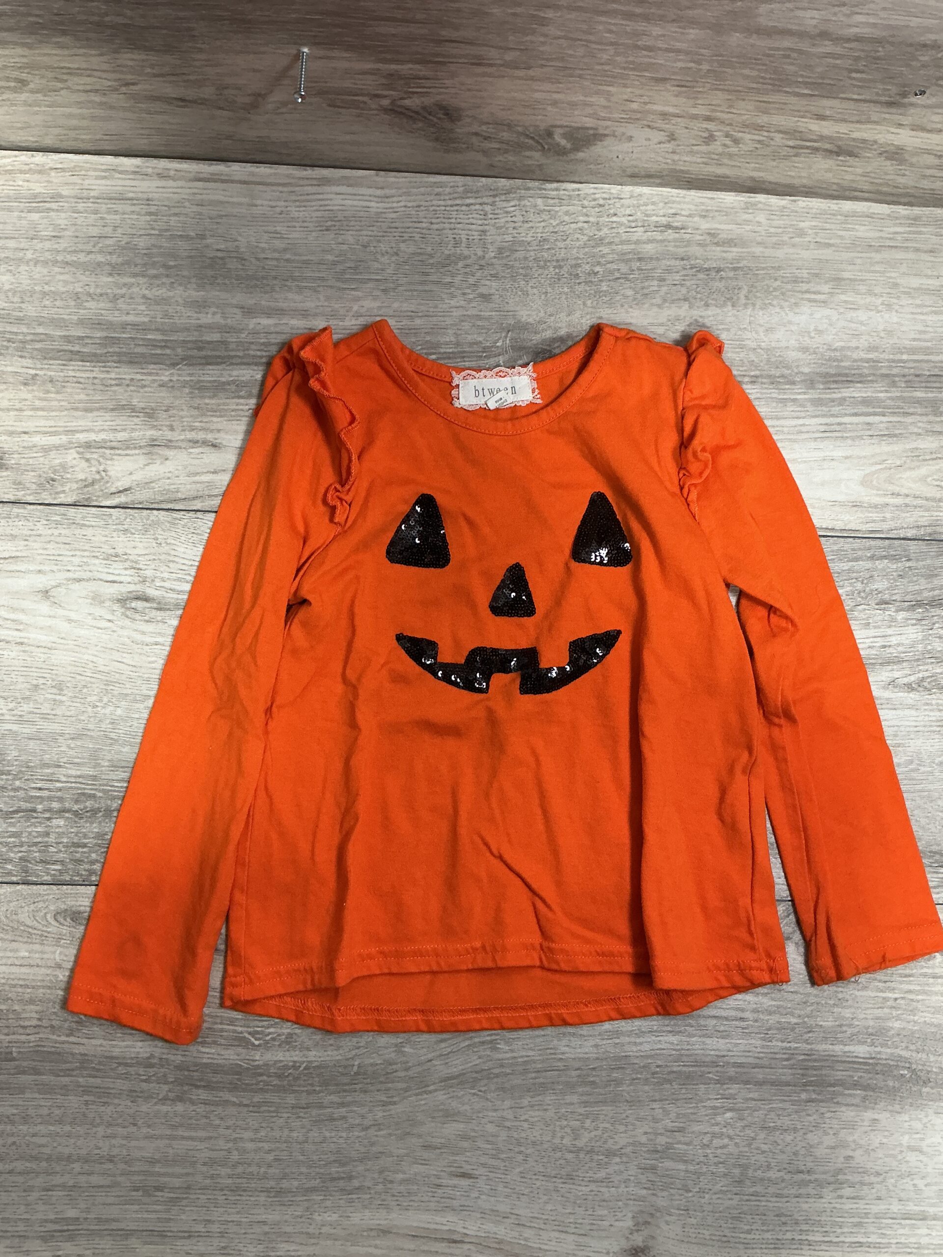 GIRLS - Size 6 - Shirt