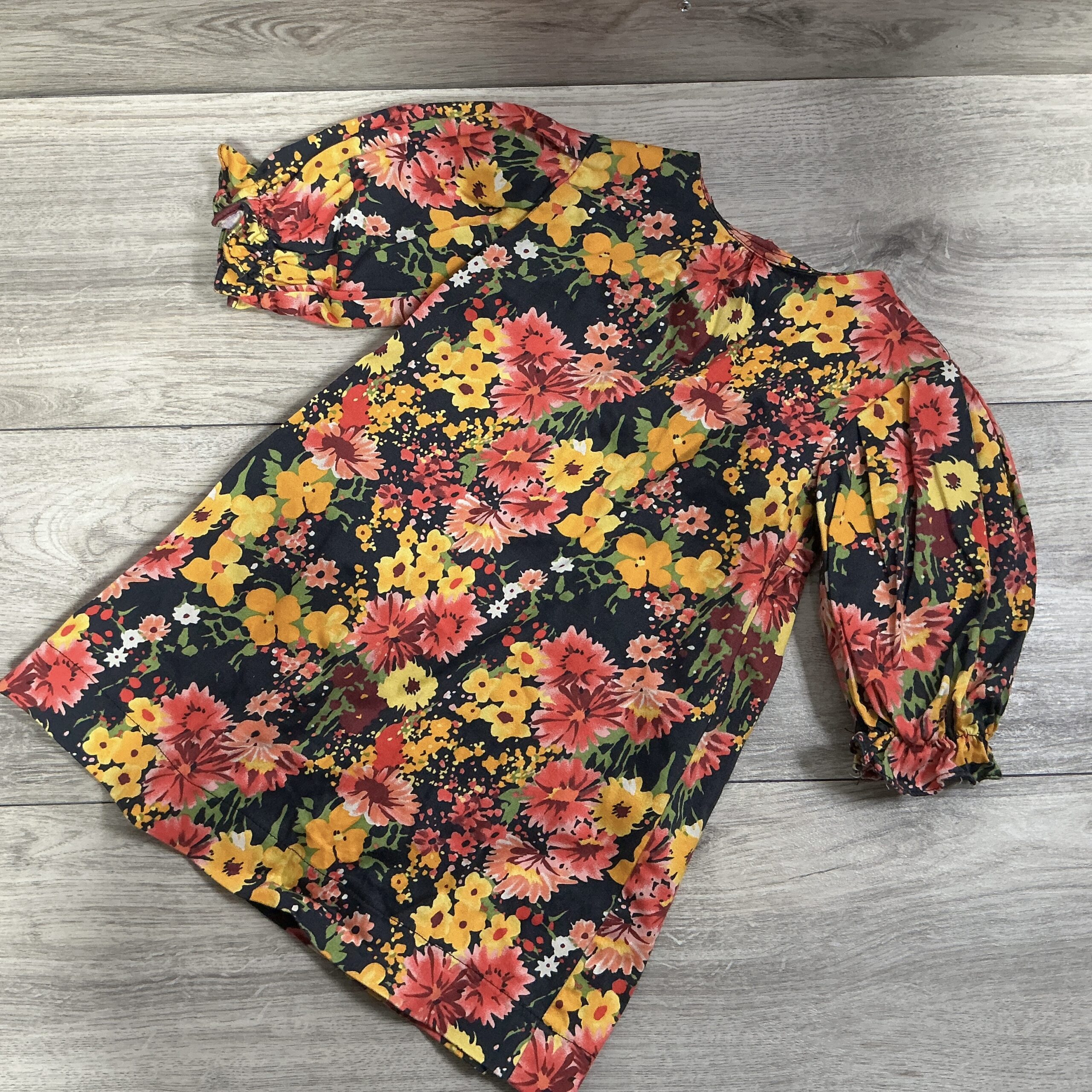 GIRLS - Size 5 - Dress