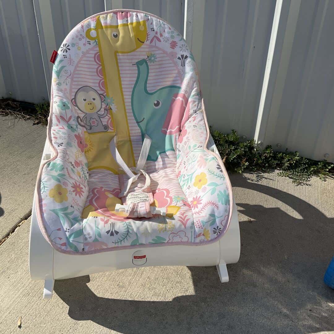 Fisher-Price Infant-to-Toddler Rocker, Pink Giraffe (No Toy Bar)