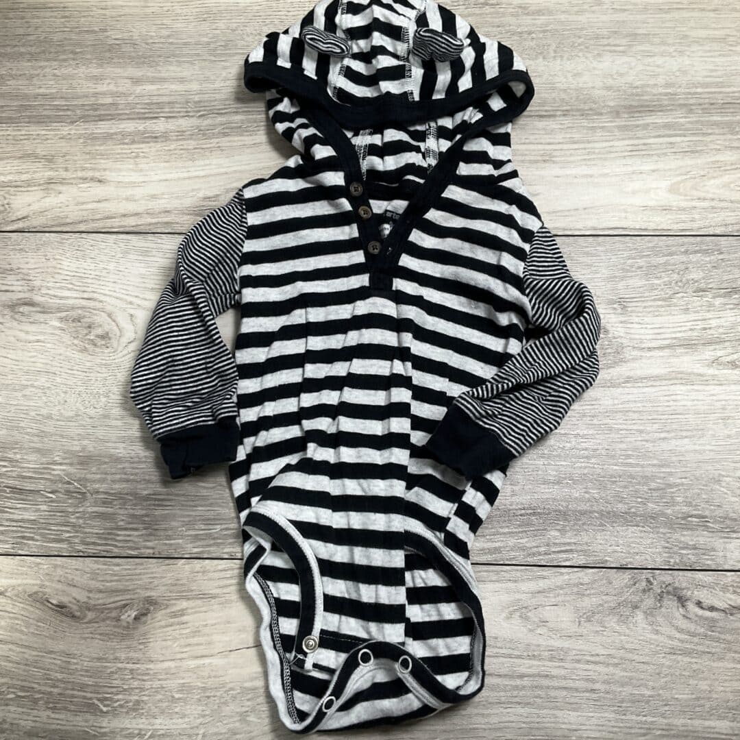 BOYS - 9 Month - Onesie
