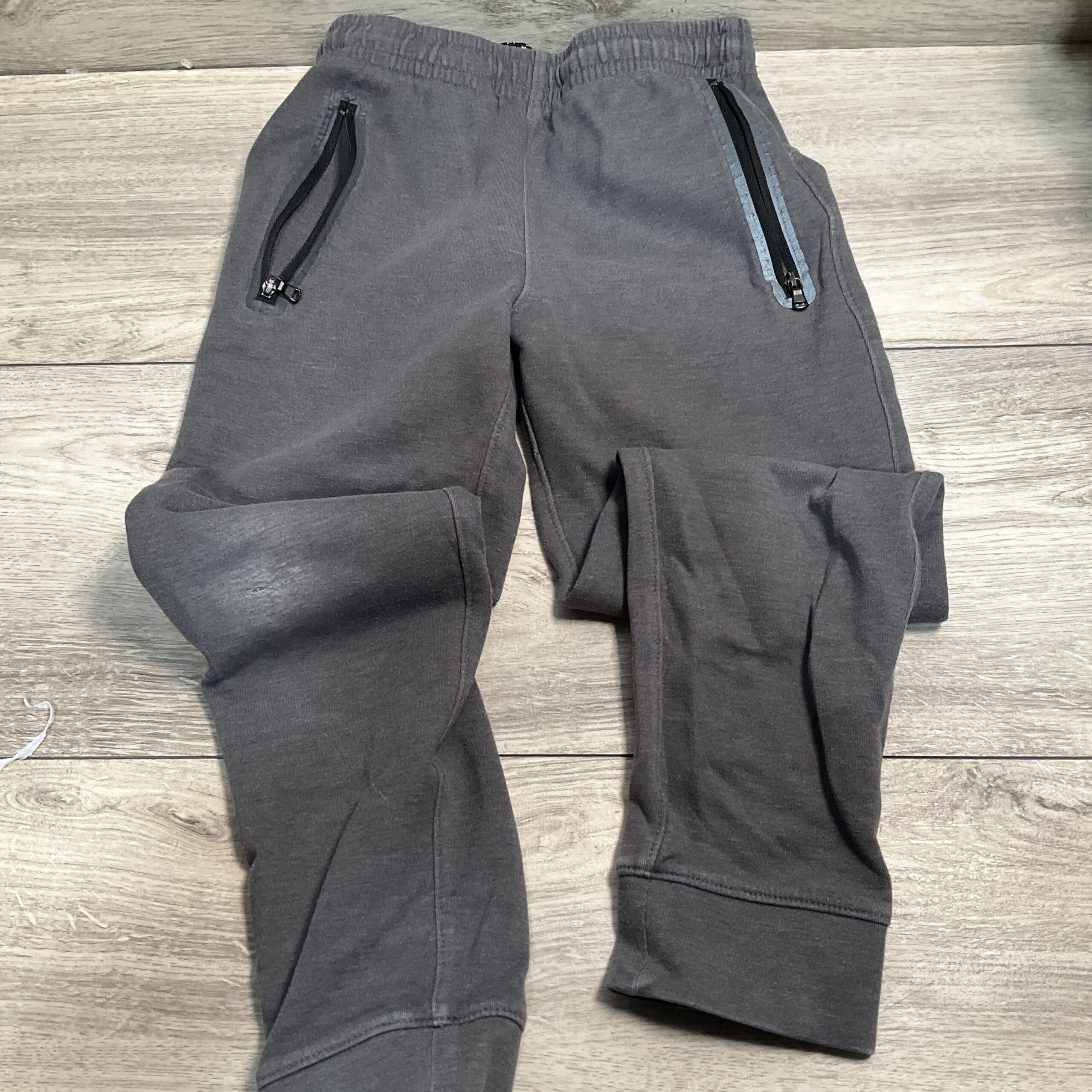 BOYS - Size 8 - Joggers - Play Clothes Condition