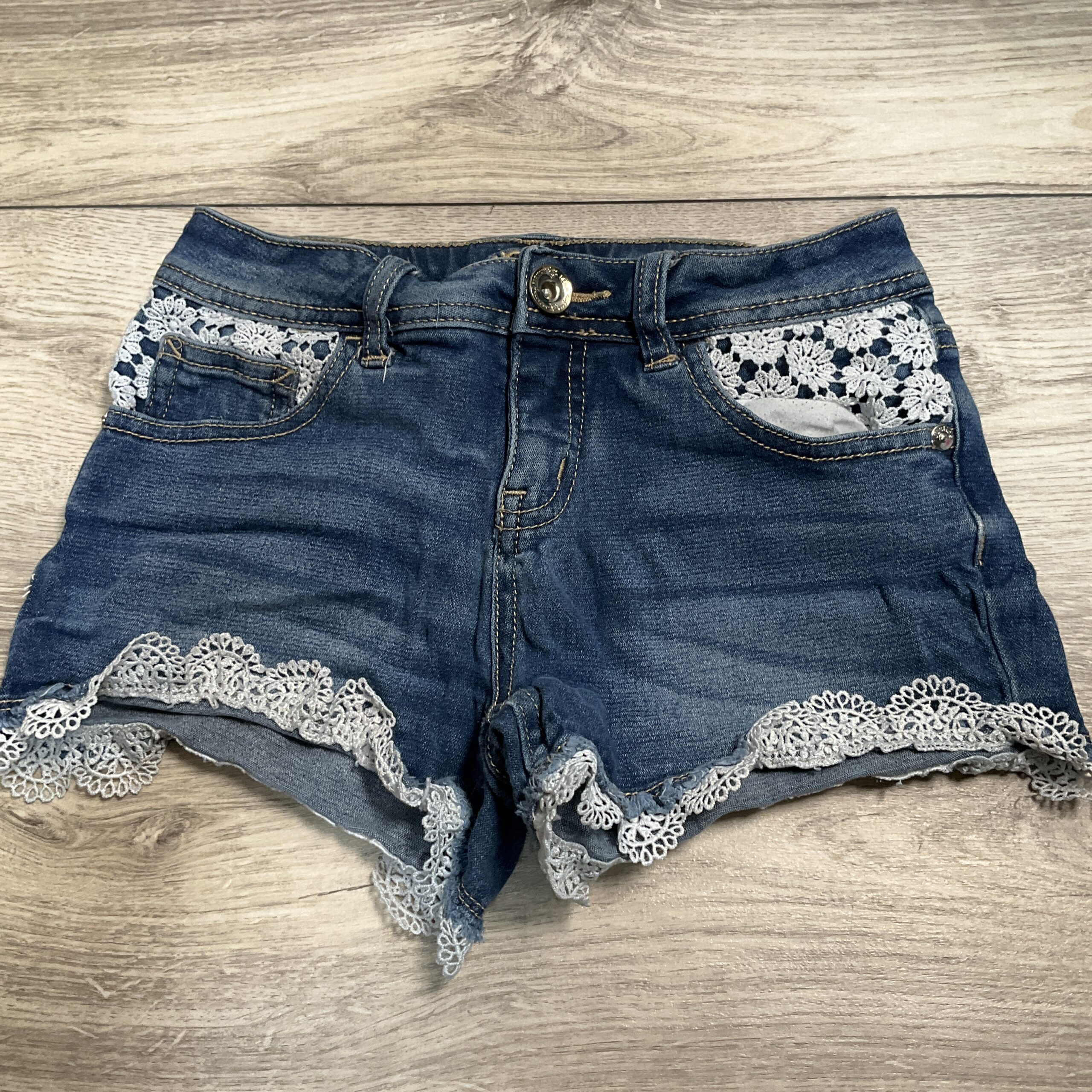 GIRLS - Size 10 - Shorts