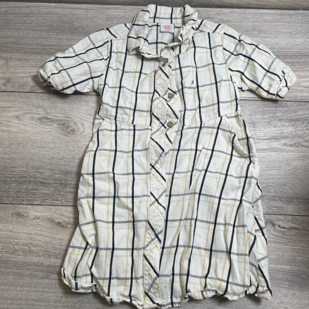 GIRLS - Size 4/5 - Dress- Play Clothes Condition