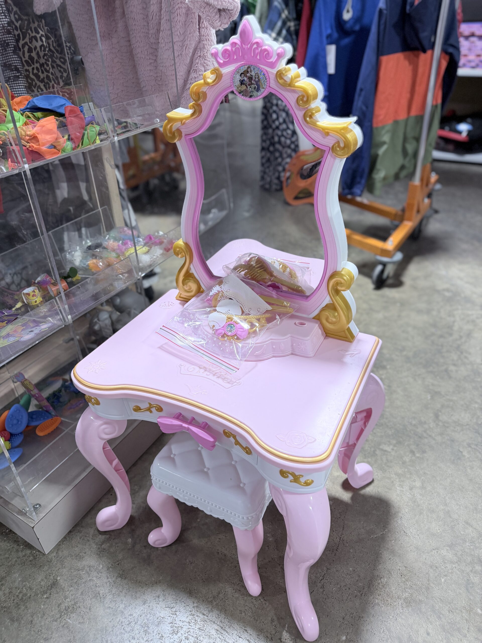 Disney Princess Ultimate Musical Vanity with Enchanting Messages & Celebration Song!