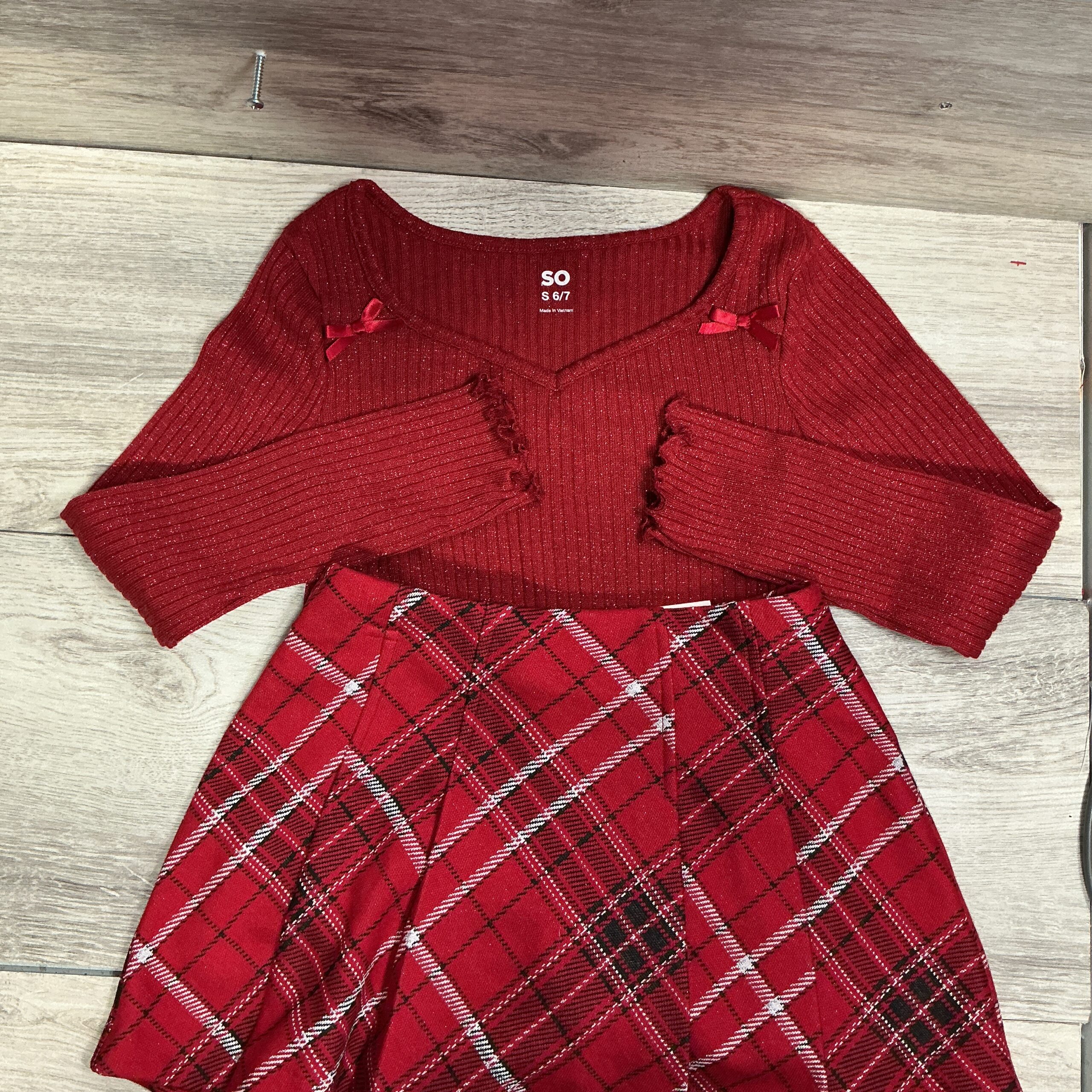 GIRLS - 6/7 - Outfit