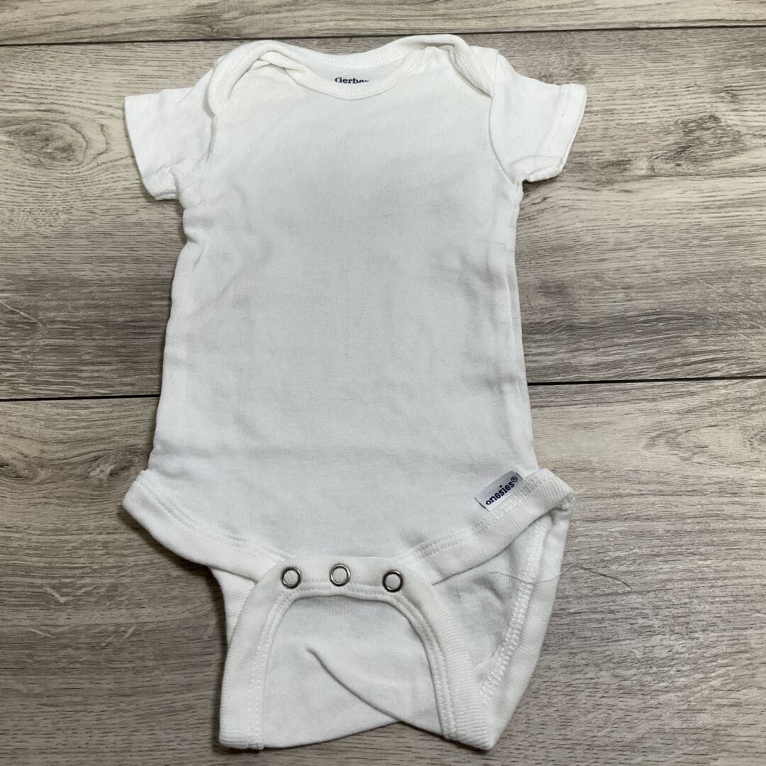 BOYS/GIRLS - 3/6 Month - Onesie - Play Clothes Condition