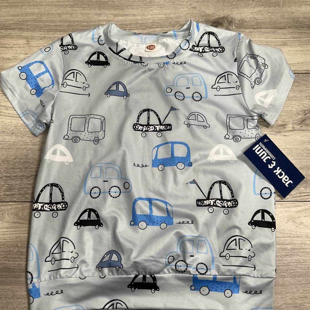 BOYS - Size 4 - Shirt